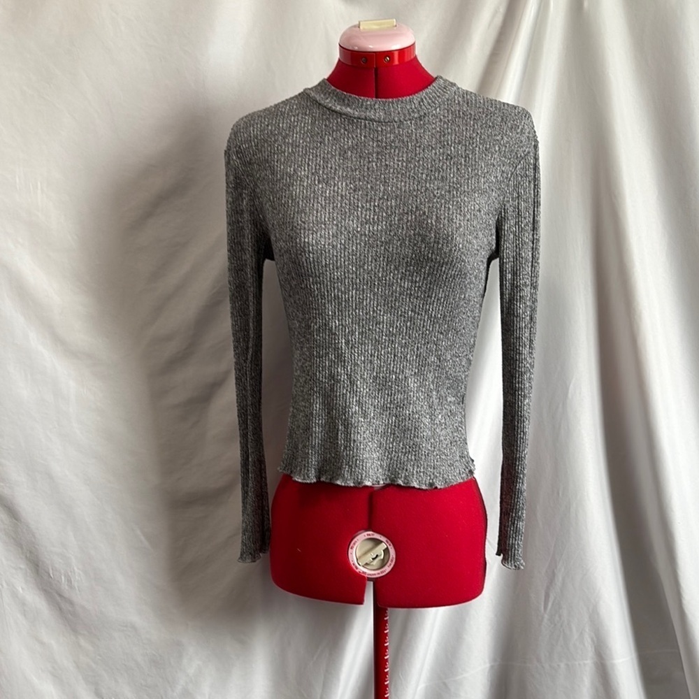 SM291 Streetwear Society Gray Fitted Ribbed Long Sleeve Top